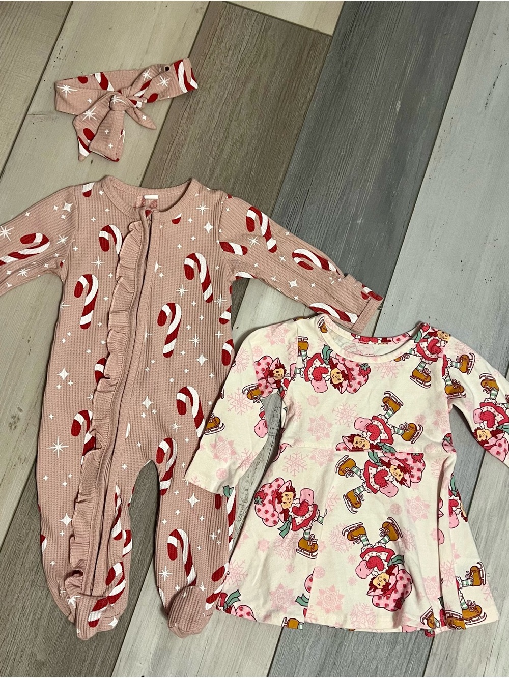 Pink Candy Cane Ribbed Sleeper & Strawberry Shortcake Dress Bundle